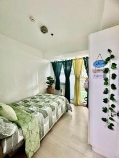 Azure Urban Resort Residences by Charm Staycation - Manila - 1