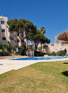 Near Sea & Golf, Riviera 2 bed 2 bath apt with pool! - Mijas Costa - 5