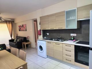 2 Bed Apartment in Kiti with Communal Pool - Kiti - 5