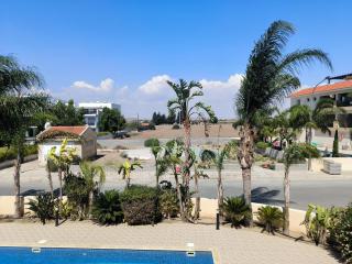 2 Bed Apartment in Kiti with Communal Pool - Kiti - 2
