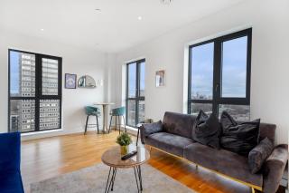 Lux 3-Bedrooms Penthouse with private Terrace & Balcony in Battersea - 5
