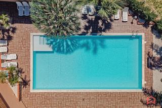 Huge Villa with Stunnig Pool - Partinico - 1