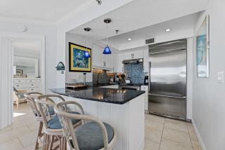 Palm House 3B with oceanfront views, pool, and private beach access - 9
