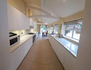 Stunning 3BD Victorian House in Bramhall Village - Bramhall - 8