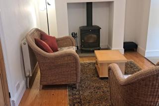 Stunning 3BD Victorian House in Bramhall Village - 1