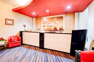 Capital O 94626 Townhouse Oak Hotel Promenade Cihampelas - Bandung - 4