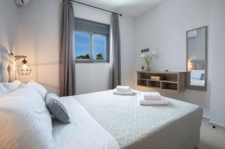 Staianna Suites-Elegante Suite Mouria - Marantochori - 0