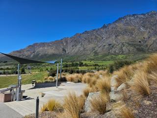 Amazing remarkable view, 7 min from airport - 9