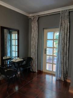 Kimberland Guest House Block 10 - Gaborone - 8