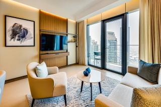 Luxury 2 BR Walk to Dubai Mall 5Star Amenities - 0