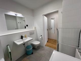 Kompaktes Zentrales Studio mit Parkplatz - 8