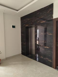 Royal Dendoor - - 7