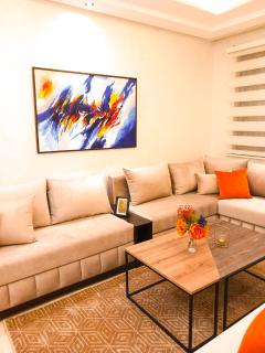 Family Stay Beautiful 2 Bedroom Apartment - Casablanca - 9