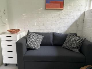 Gemütliches, helles Ferienhaus mit privatem Garten in gepflegtem Ferienpark - Warmenhuizen - 1