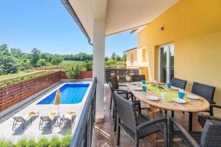 Villa Zupan by Villa Plus - Vranići - 8