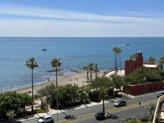Luxury frontal al mar Benalbeach - 4