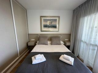 Luxury frontal al mar, Benalbeach - 2