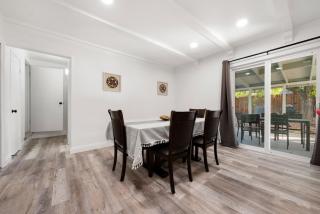 Pristine 3BD, 2BA Modern Getaway with Pool - Citrus Heights - 9