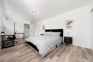 Pristine 3BD, 2BA Modern Getaway with Pool - Citrus Heights - 1