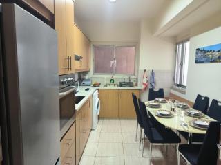 3 Bedroom Apartment Old Town Larnaca 5 minute walk to Finnikoudes Beach - Larnaca - 1