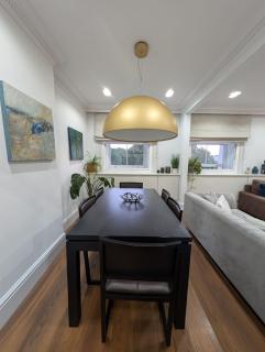 The Den at Dunraven - London - 3