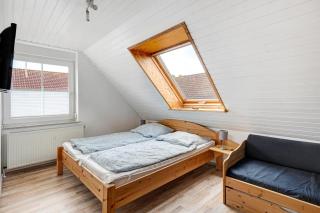 Kleiner Leuchtturm-Backbord - Fehmarn - 1