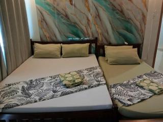 1058-3br-10 beds 1 extra mattress-moa view with balcony - 5