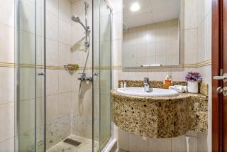 Luxury 2BR with City Skyline Views Steps to JBR Beach & Marina Mall - 6