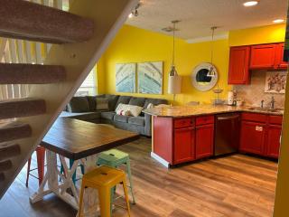 10 F Two Bedroom Condo - Destin - 7