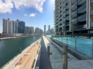Luxe Living in the Heart of Bbay w Jacuzzi - 5