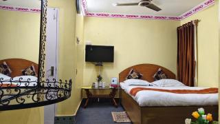 Daisy and Iris- 2 Specious 1Bhk Full Furnished AC Apartments Managed by Hotel Airways - kolkata - 0