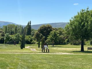 casa rural de un artista en plena naturaleza piscina y parque de esculturas en villarcayo - Villarcayo - 1