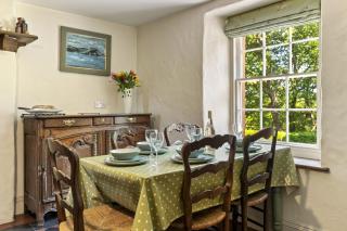 Creek Cottage - get away from it all that this stunning cottage - Cosheston - 4