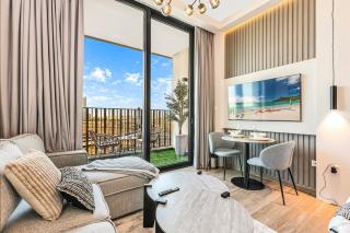 Stylish Studio in JVC with Pool, Gym, Balcony & Modern Comforts - 5