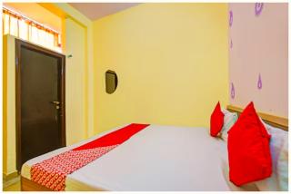 HOTEL ADYAMA PALACE Near Ramjanam Bhoomi - Temple - Fully Conditioned Hotel - Ayodhya - 2