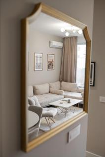 Eterna Lux Apartment with GARDEN - Sajmište - 6