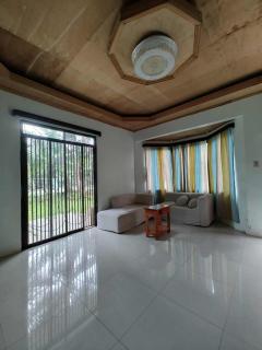 The Red Roof - Batuan - 6