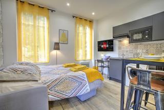 Brut de Pomme - Self Checkin Automatique - 10 min RER A - 5