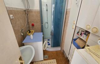 2 Bedroom Nice Apartment In Rijeka - Fiume (Rijeka) - 2