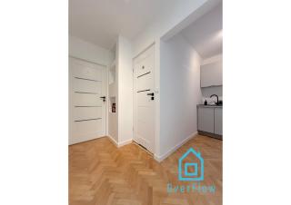 Orange Room 2 minutes to City Center Gdynia & Seaside - Gdynia - 1