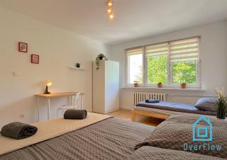 Orange Room 2 minutes to City Center Gdynia & Seaside - Gdynia - 0