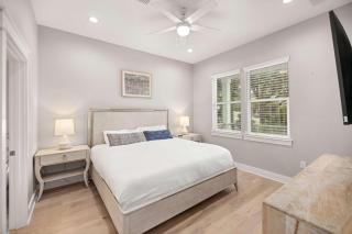 8BR Destin Escape with Pool Hot Tub and Game Room - Destin - 6