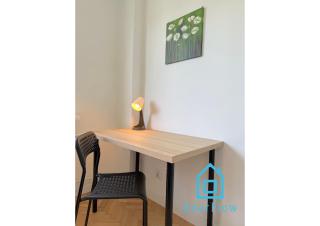 Green Room 2 minutes to City Center Gdynia & Seaside - Gdynia - 2