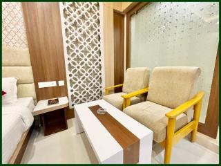 HOTEL # K # P Near Sea Beach - Jagannath temple - Restaurant - Parking - wifi and Lift Facilities - Fully Air Conditioning Hotel - A Top Rated Hotel in Puri - BREAKFAST INCLUDED - Puri - 5