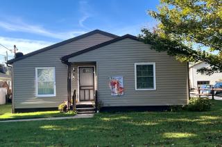 Sir Happy's Place - Elkins - 0