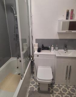 Stylish Studio Close to City Centre and 5mins walk to Heaton Park! - 1