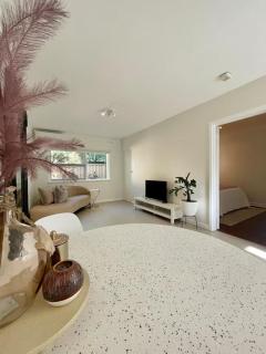 One bedroom steps from the city - Perth - 0