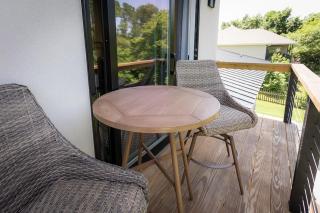 Slickrock Chalet Contemporary Pet friendly Hot tub - Bella Vista - 3