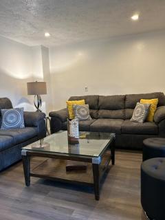 Hendrix Hospitality Suite - Pittsburgh - 2