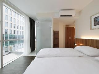 B&B HOTEL Berlin-Mitte - Berlino - 9